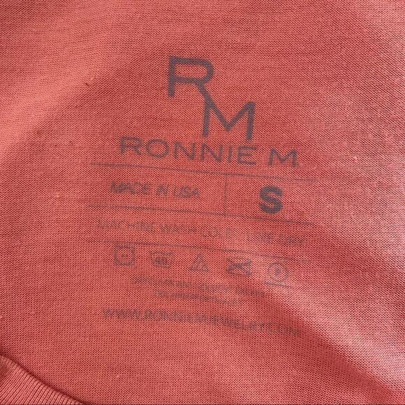 3/$15 Ronnie M “Keep It Hippie” Sleeveless Tee S - Picture 5 of 6